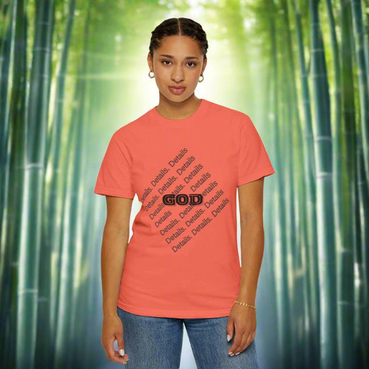 Put God in the details-Unisex T-shirt